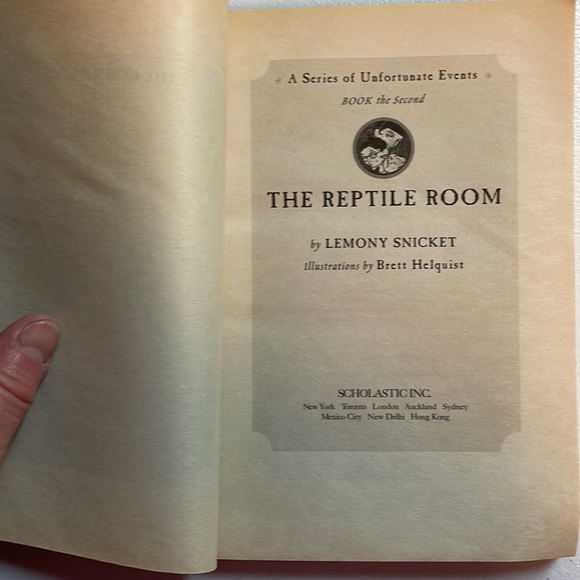 📚2/$6  The Reptile Room #2 in the A Series of Unfortunate Events Series - Picture 7 of 12